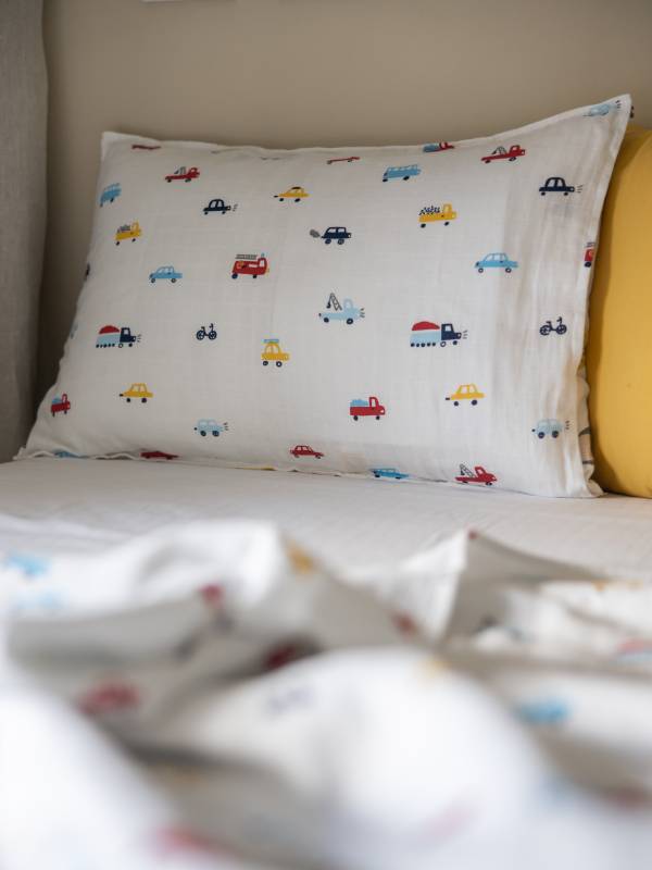 Liberina posteljina od pamučnog muslina - pokrivač, jastučnica, čaršaf - Autići